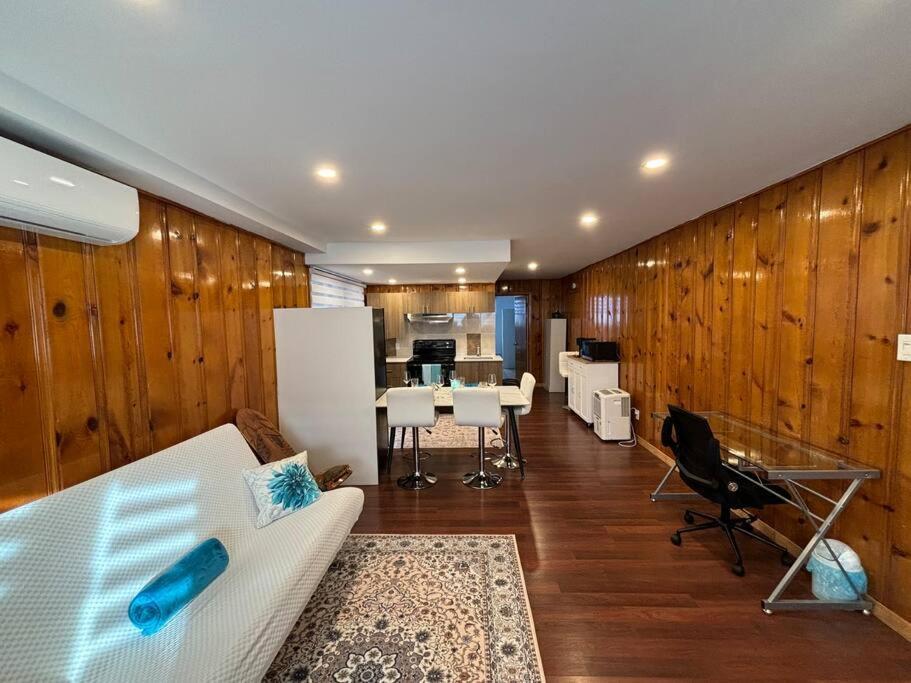 Cozy Spacious Work Friendly Lotus With Garden View High Speed Free Wi Fi And Parking Adjacent To Downtown Montréal Kültér fotó